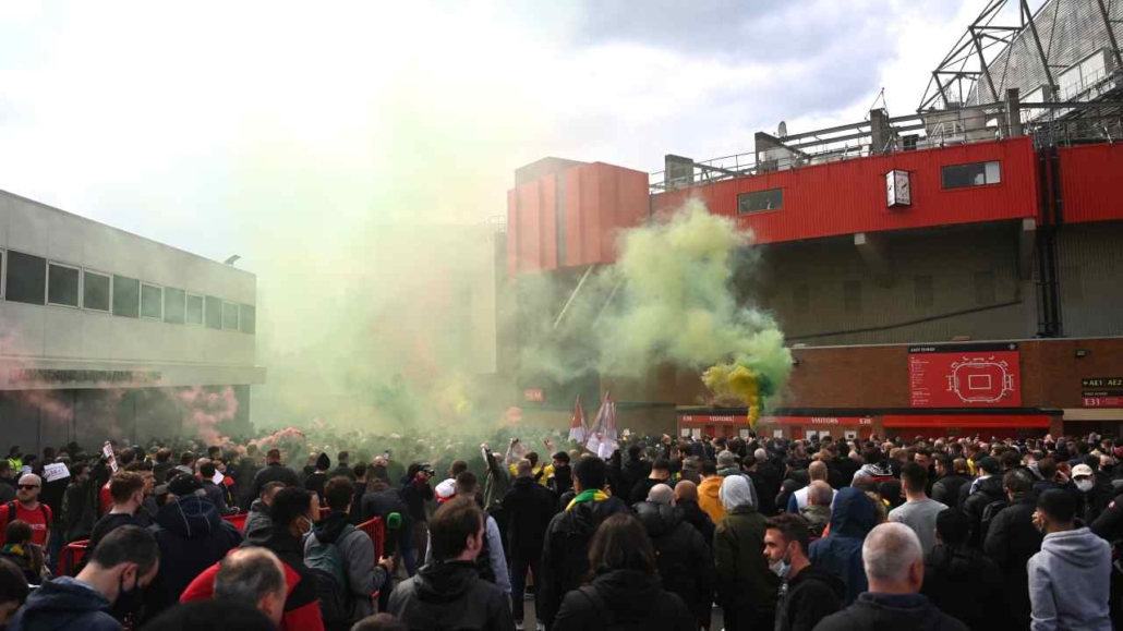 Proteste dei tifosi dello United